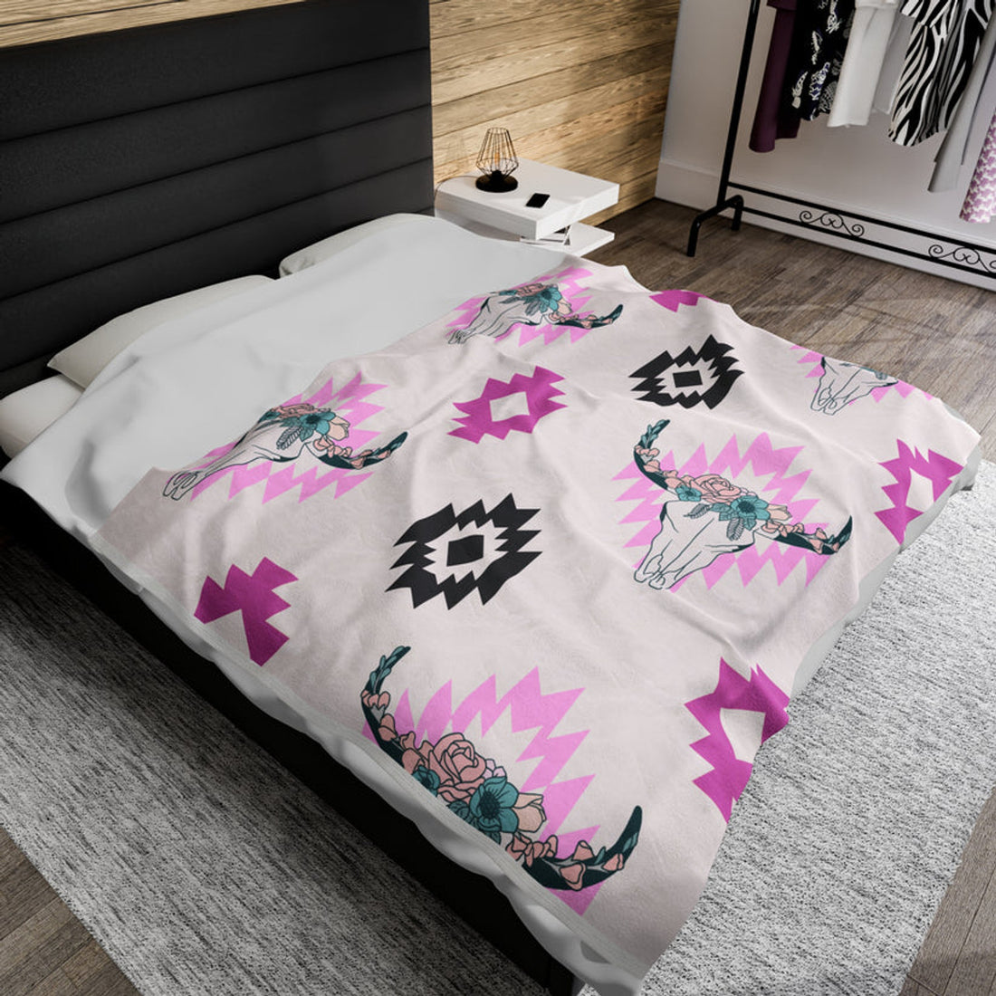 FUNSTUFFPRINT Plush Blanket - Southwest Pink Floral Bull Design