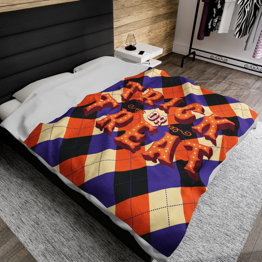FUNSTUFFPRINT Trick or Treat Velveteen Plush Blanket