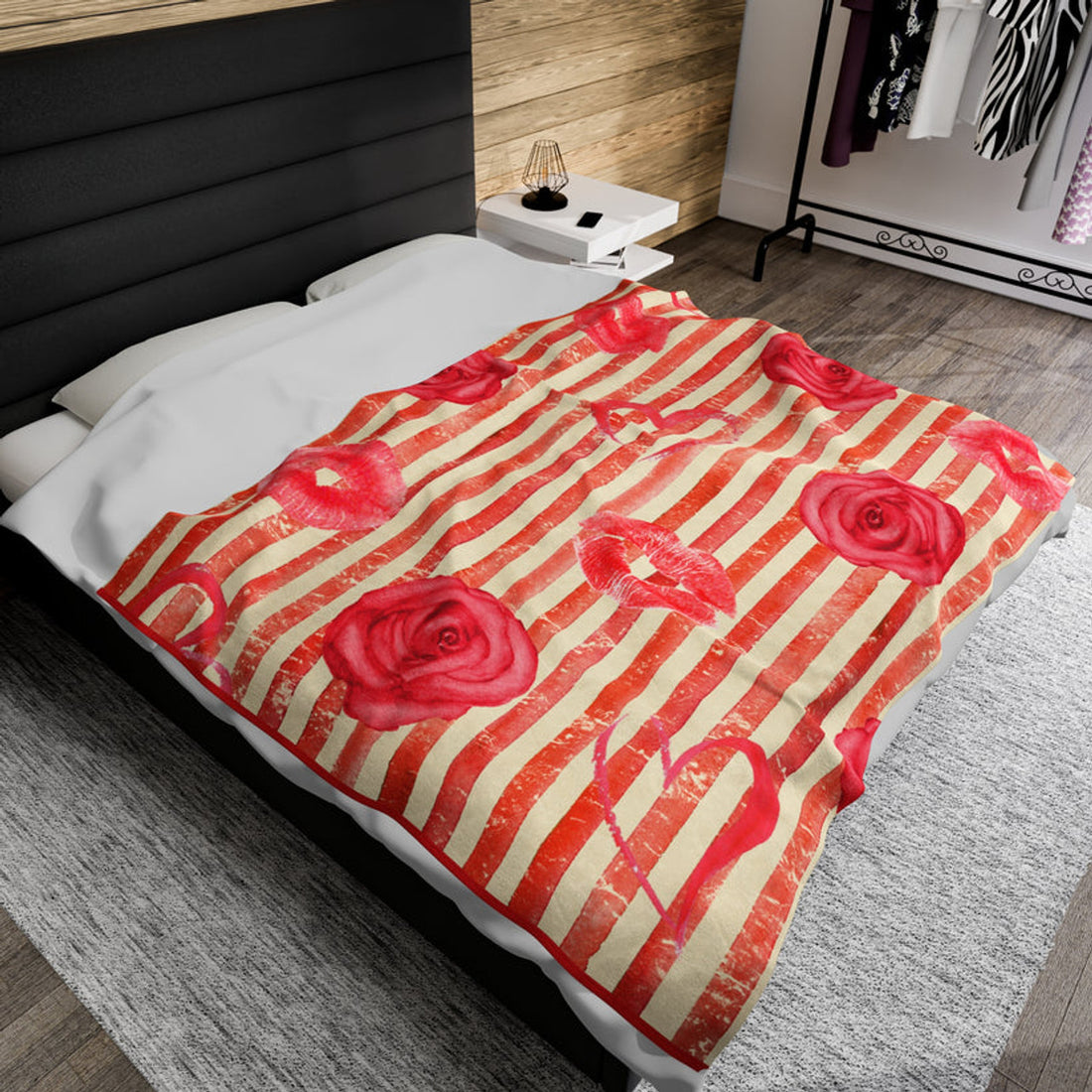 FUNSTUFFPRINT Sweetheart Velveteen Plush Blanket