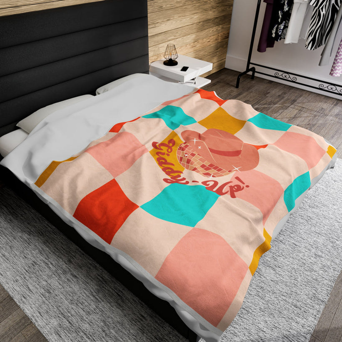 FUNSTUFFPRINT Retro Giddy Up! Velveteen Plush Blanket