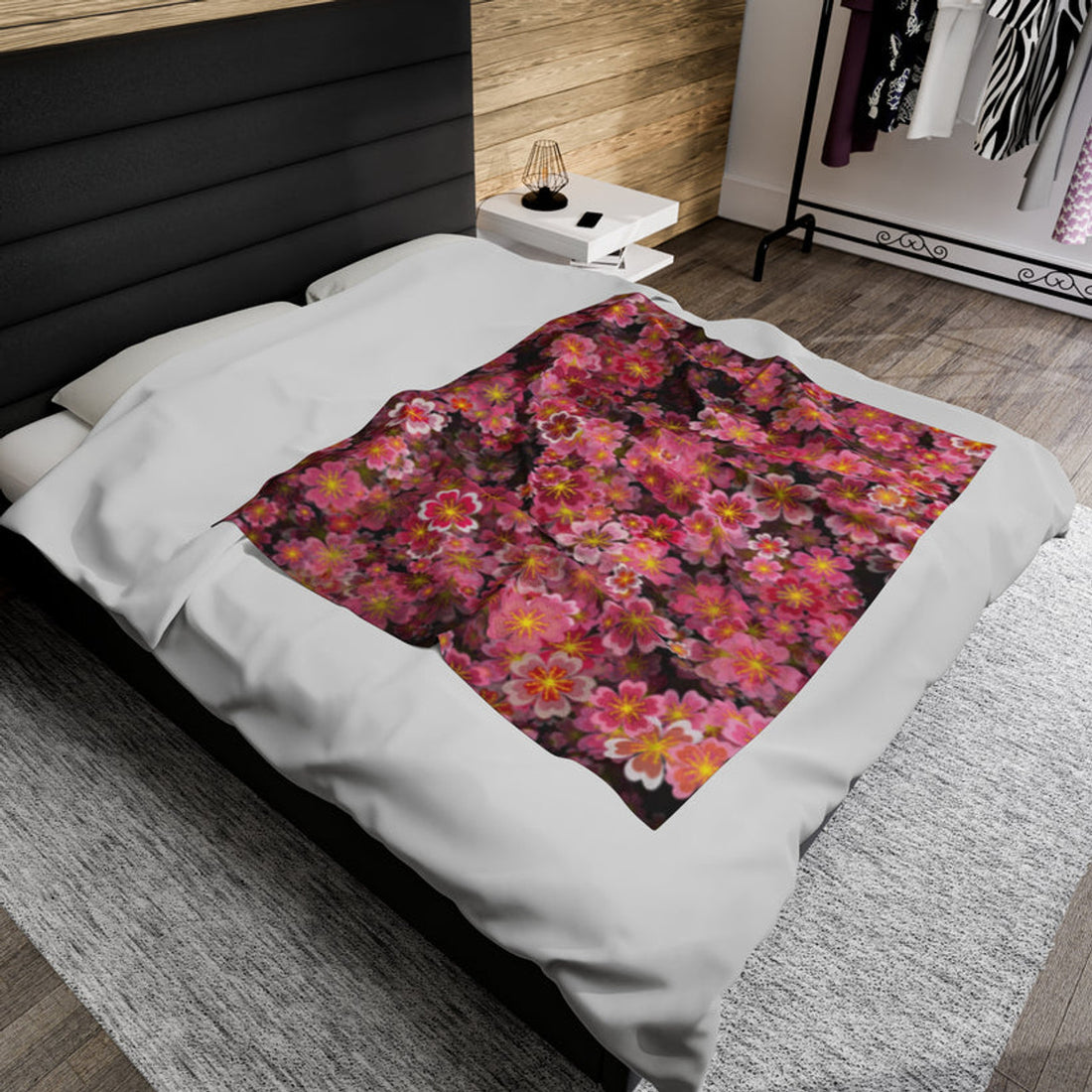 FUNSTUFFPRINT Blossoms Velveteen Plush Blanket