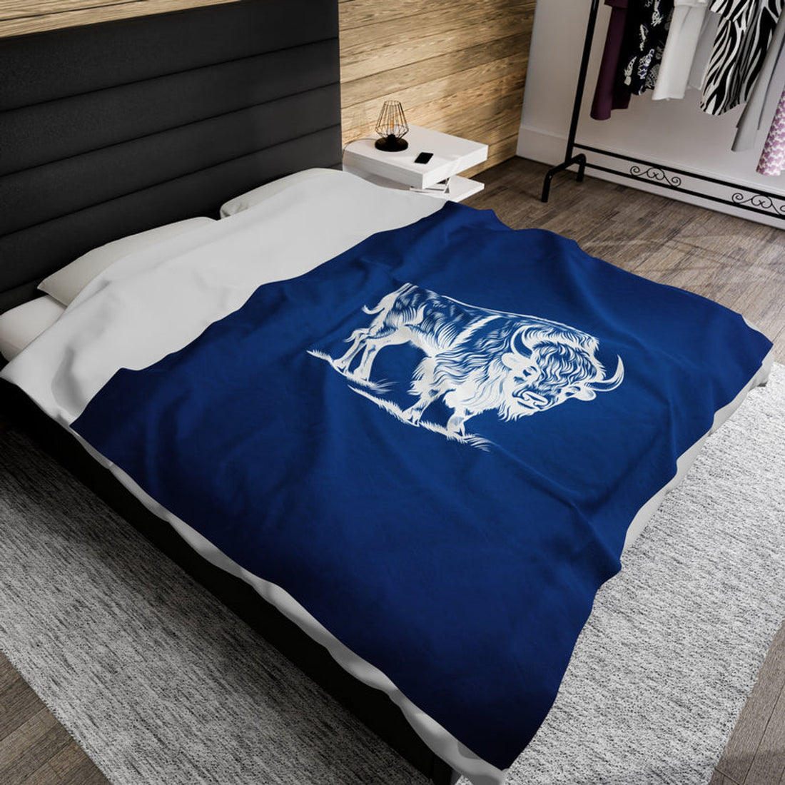 FUNSTUFFPRINT White Bison Velveteen Plush Blanket