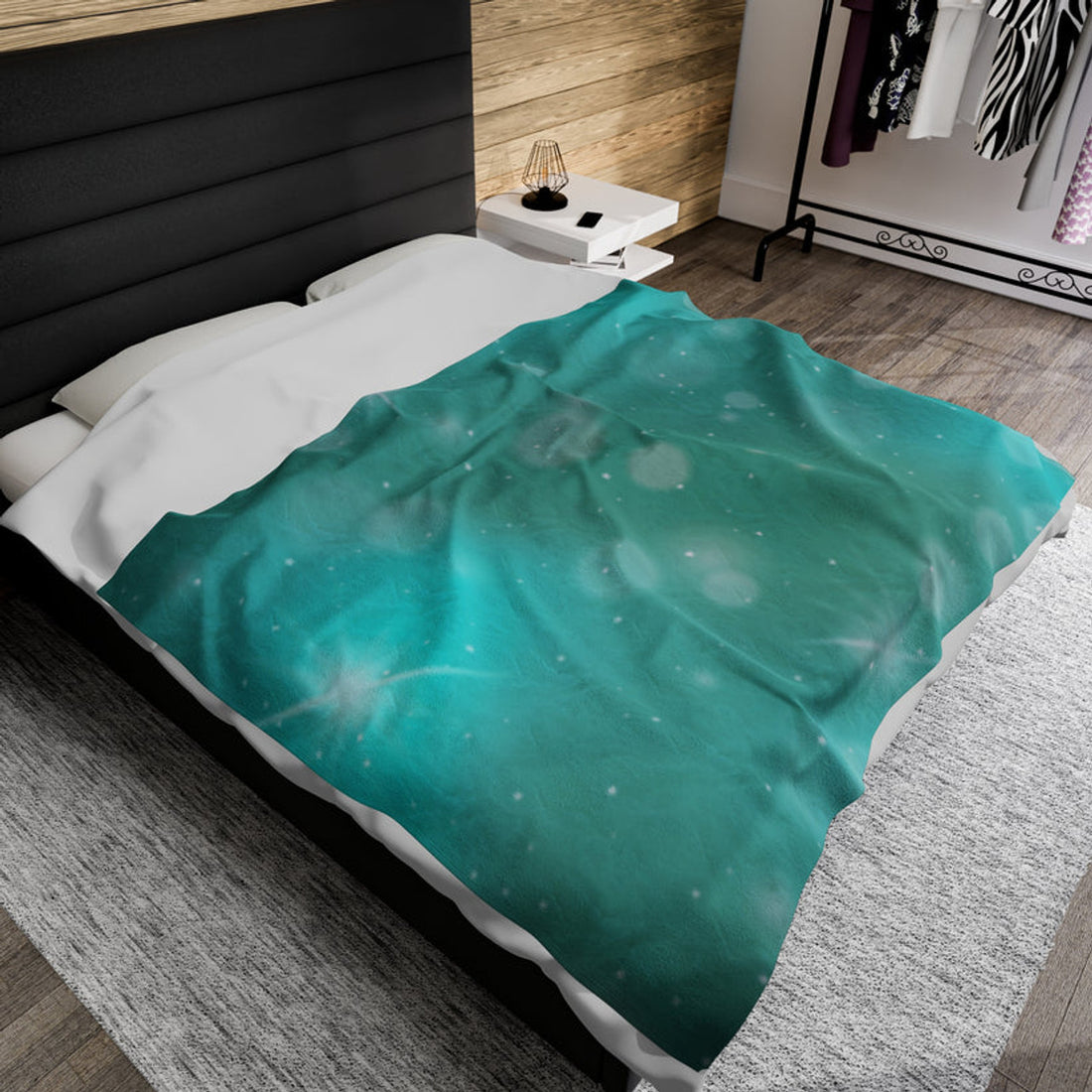 FUNSTUFFPRINT Turquoise Glimmer Velveteen Plush Blanket