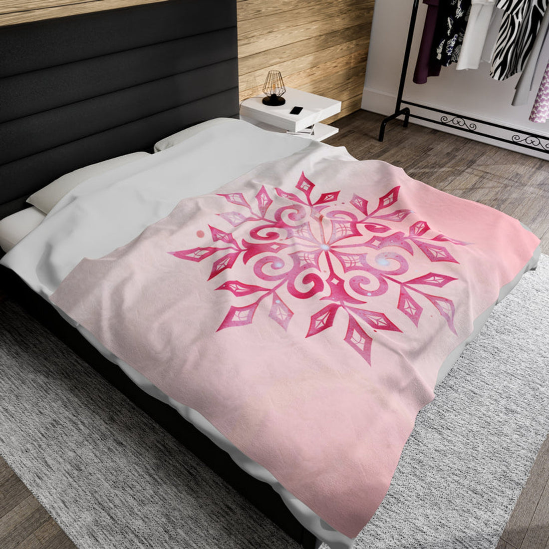 FUNSTUFFPRINT Pink Snowflake Velveteen Plush Blanket