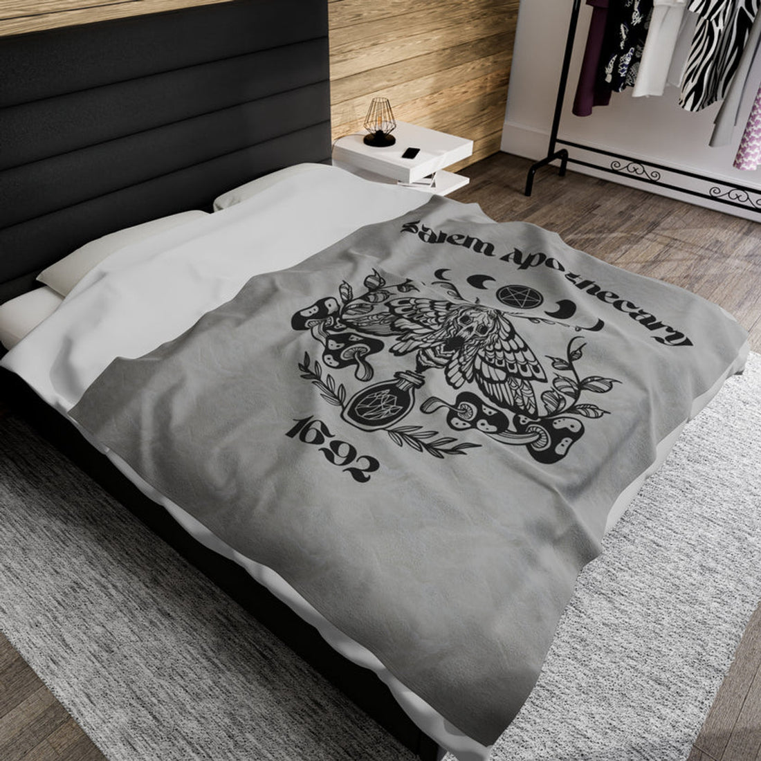 FUNSTUFFPRINT Salem Apothecary 1692 Velveteen Plush Blanket