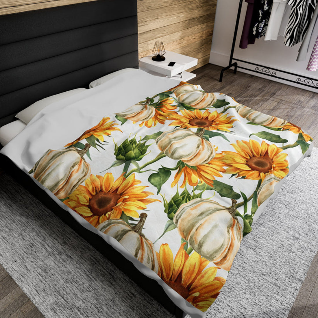 FUNSTUFFPRINT White Pumpkin Sunflowers Velveteen Plush Blanket