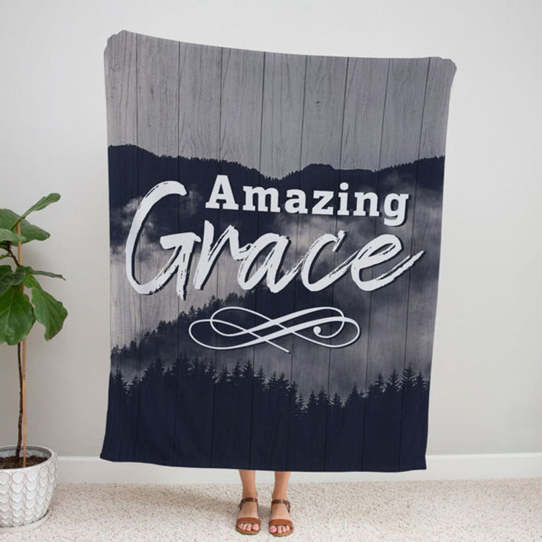 FUNSTUFFPRINT Amazing Grace Fleece Blanket - Christian Blanket - Bible Verse Blanket