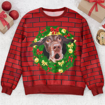 FUNSTUFFPRINT Custom Funny Face Peek Out Christmas Wreath On The Fireplace Ugly Sweater