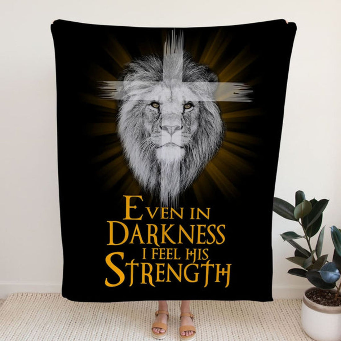 FUNSTUFFPRINT Even In Darkness I Feel His Strength Fleece Blanket - Christian Blanket - Bible Verse Blanket