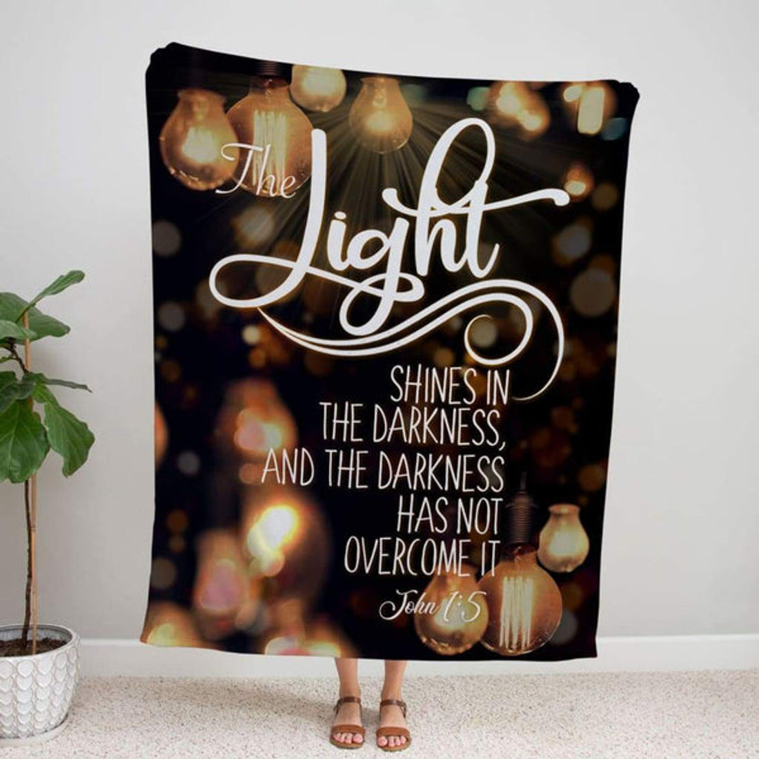 FUNSTUFFPRINT John 15 The Light Shines In The Darkness Fleece Blanket - Christian Blanket - Bible Verse Blanket