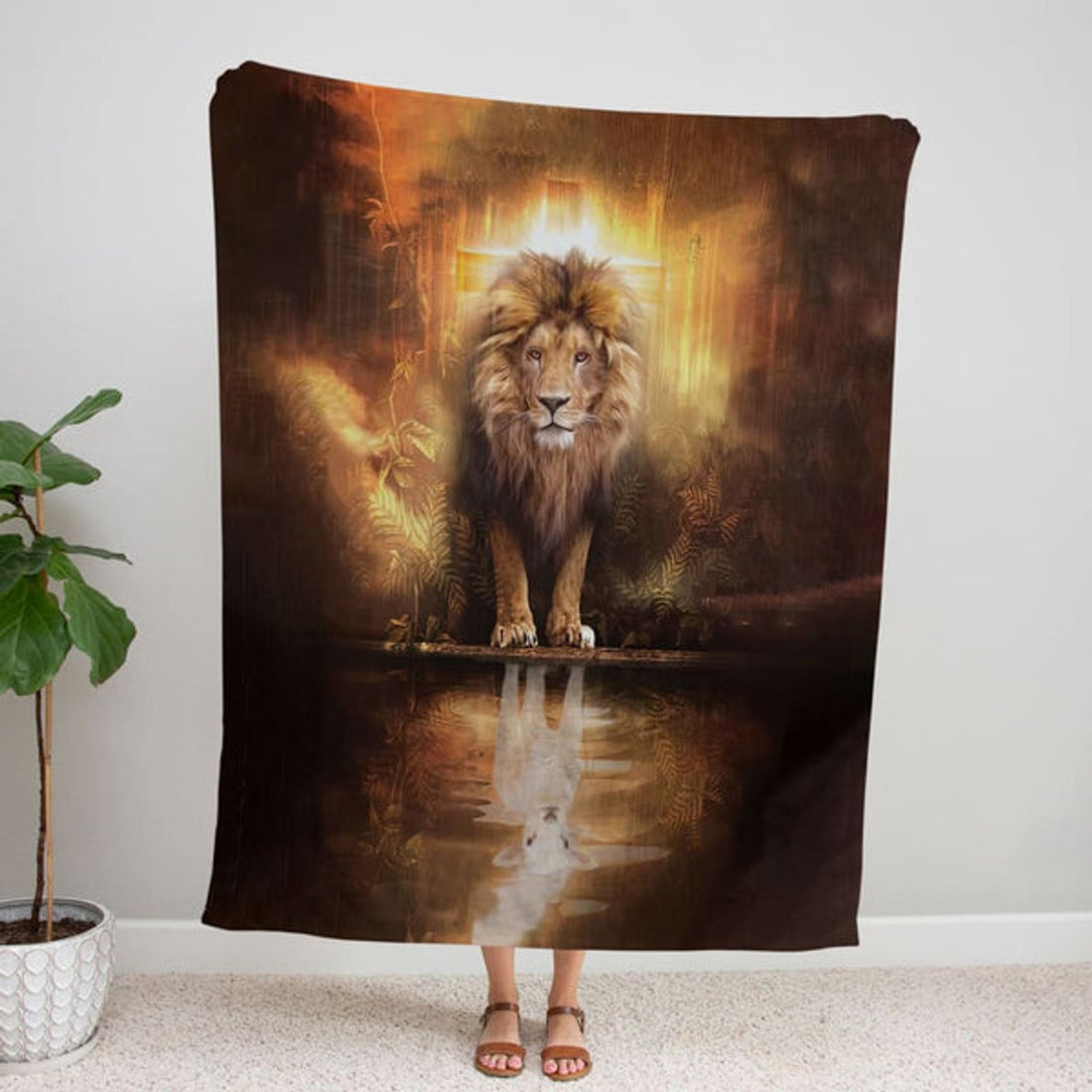 FUNSTUFFPRINT Lion And Lamb Jesus Lion Fleece Blanket - Christian Blanket - Bible Verse Blanket