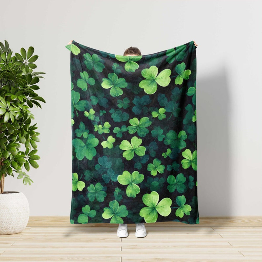 FUNSTUFFPRINT Shamrock Blanket, Lucky St Patrick's Day, Chill St Patrick's Day, Green Irish Season, Bedding Decor, Home Decoration, Shenanigans Gifts