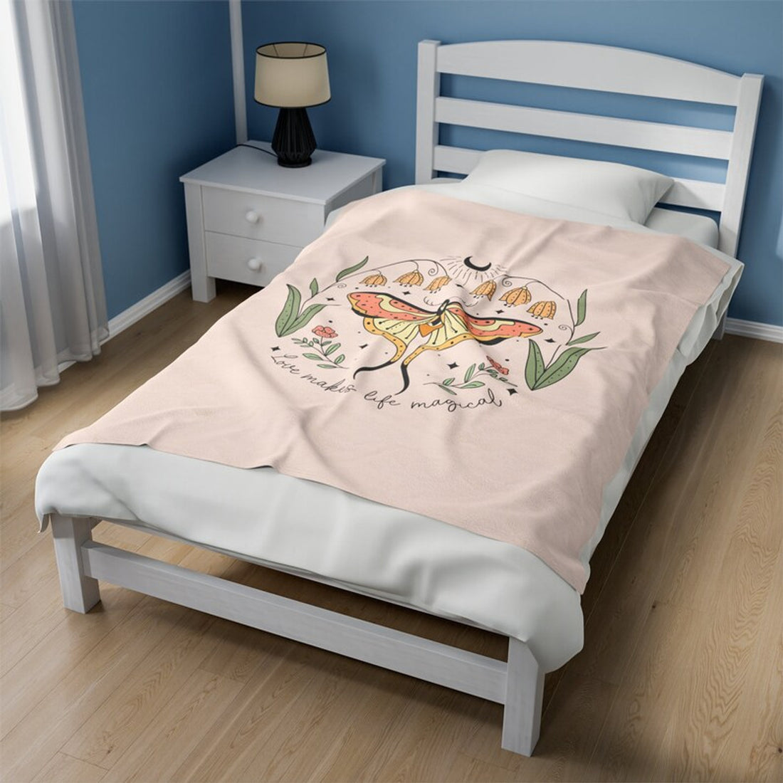 FUNSTUFFPRINT College Dorm Velveteen Plush Blanket, Throw Blanket for Teenager Room, Couch Blanket, Celestial Boho Moth Cottagecore Throw Blanket