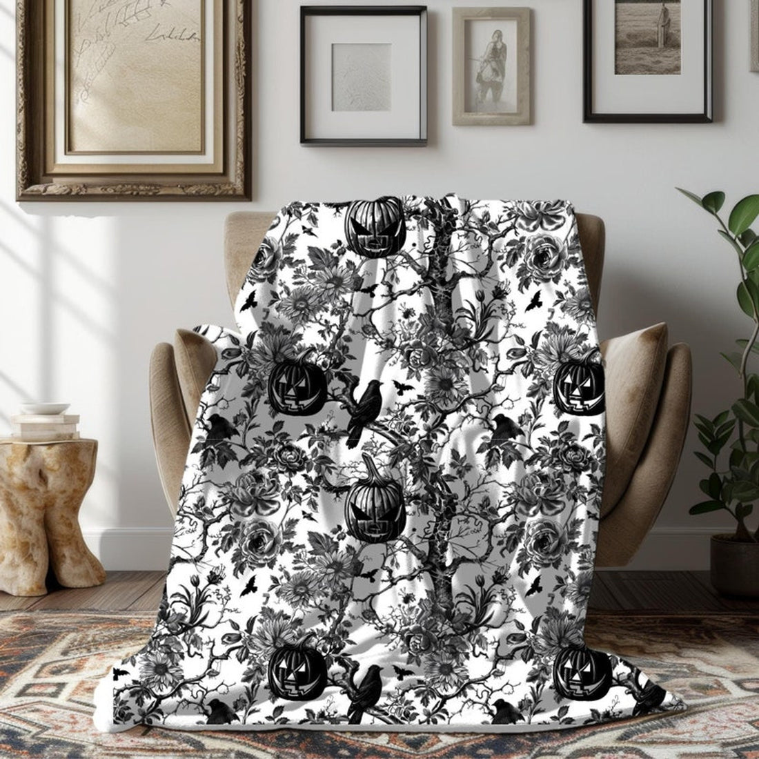 FUNSTUFFPRINT Halloween Chinoiseri Velveteen Blanket, Pumpkins and Flowers, Spooky Season Cozy Throw, Gift for Her, Couch Throw, Spooky Vintage Gifts