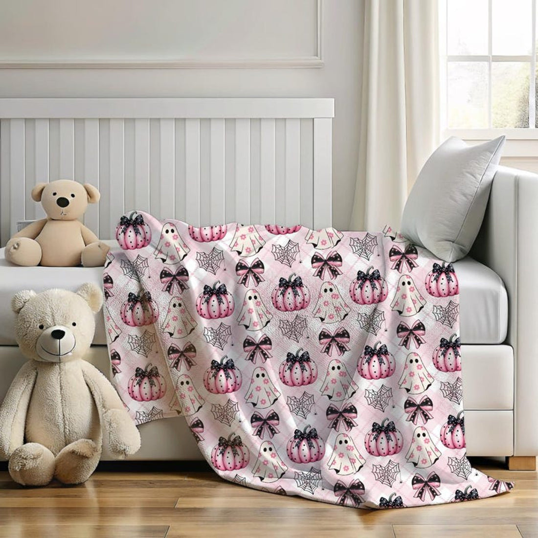 FUNSTUFFPRINT Cozy Velveteen Trendy Ghost Blanket | Fall Spooky Season Home Decor | Preppy Halloween Room Decor | Plush Throw Blanket for Dorm Room
