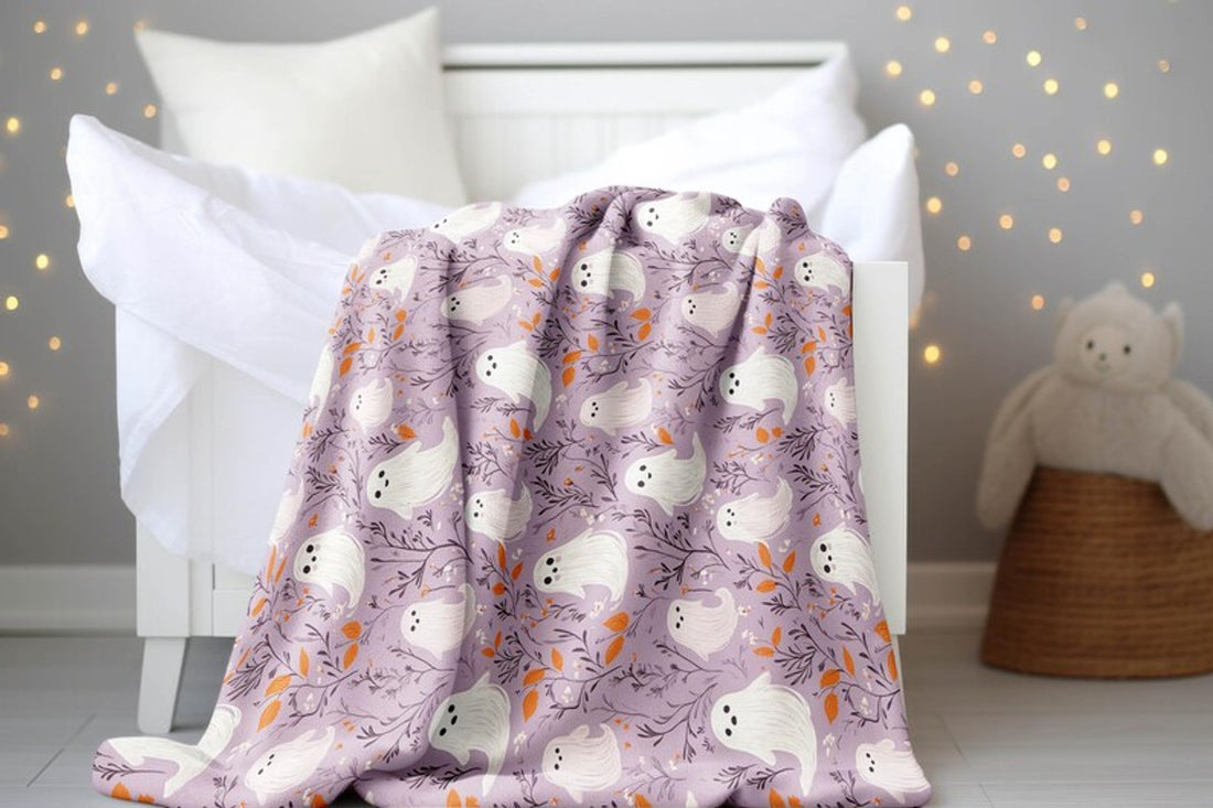 FUNSTUFFPRINT Ghost Pumpkin Fall Blanket, Coquette Halloween Velveteen Blanket, Cozy Autumn Bedding, Cute Halloween Throw Blanket, Whimsical Halloween