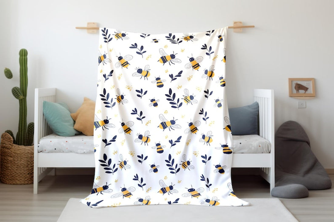 FUNSTUFFPRINT Whimsical Bumble Bees Baby Blanket, Cute Full Print Bee Pattern Velveteen Blanket Design, Sherpa Blanket Nursery Room Decor