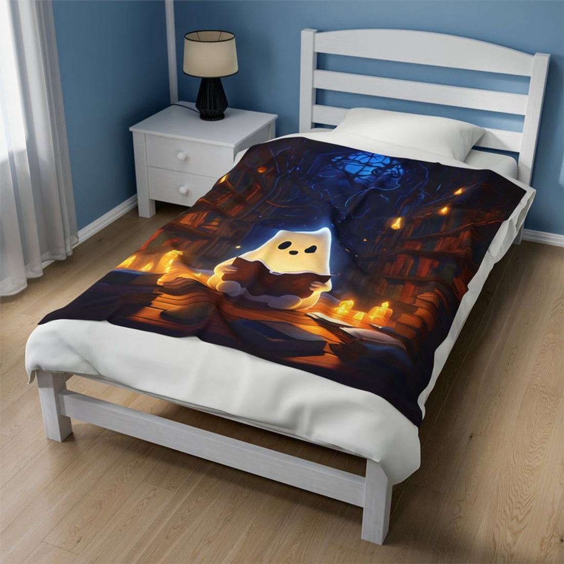 FUNSTUFFPRINT Cute Halloween blanket, bookworm ghost blanket, fluffy plush blanket, Halloween bedding, Halloween indoor decoration, Halloween couch throw