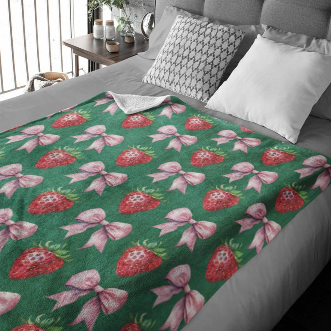 FUNSTUFFPRINT Christmas Coquette Blanket, Christmas Strawberry Bedding Decor,Merry Christmas,Kids Christmas Blanket,Winter Season,Family Christmas Blanket