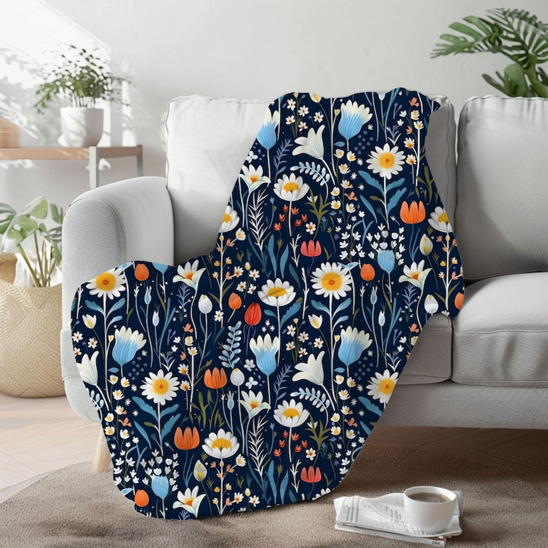 FUNSTUFFPRINT Floral Throw Blanket, Wildflower Decor, Cozy Christmas Gifts For Friends, Housewarming Gift For Couples, Botanical Throw, Velveteen Blanket
